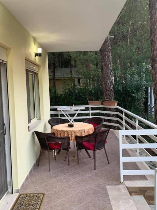 Beautiful Villa At Lura 1, Gjiri Lalzit Durres Exterior photo